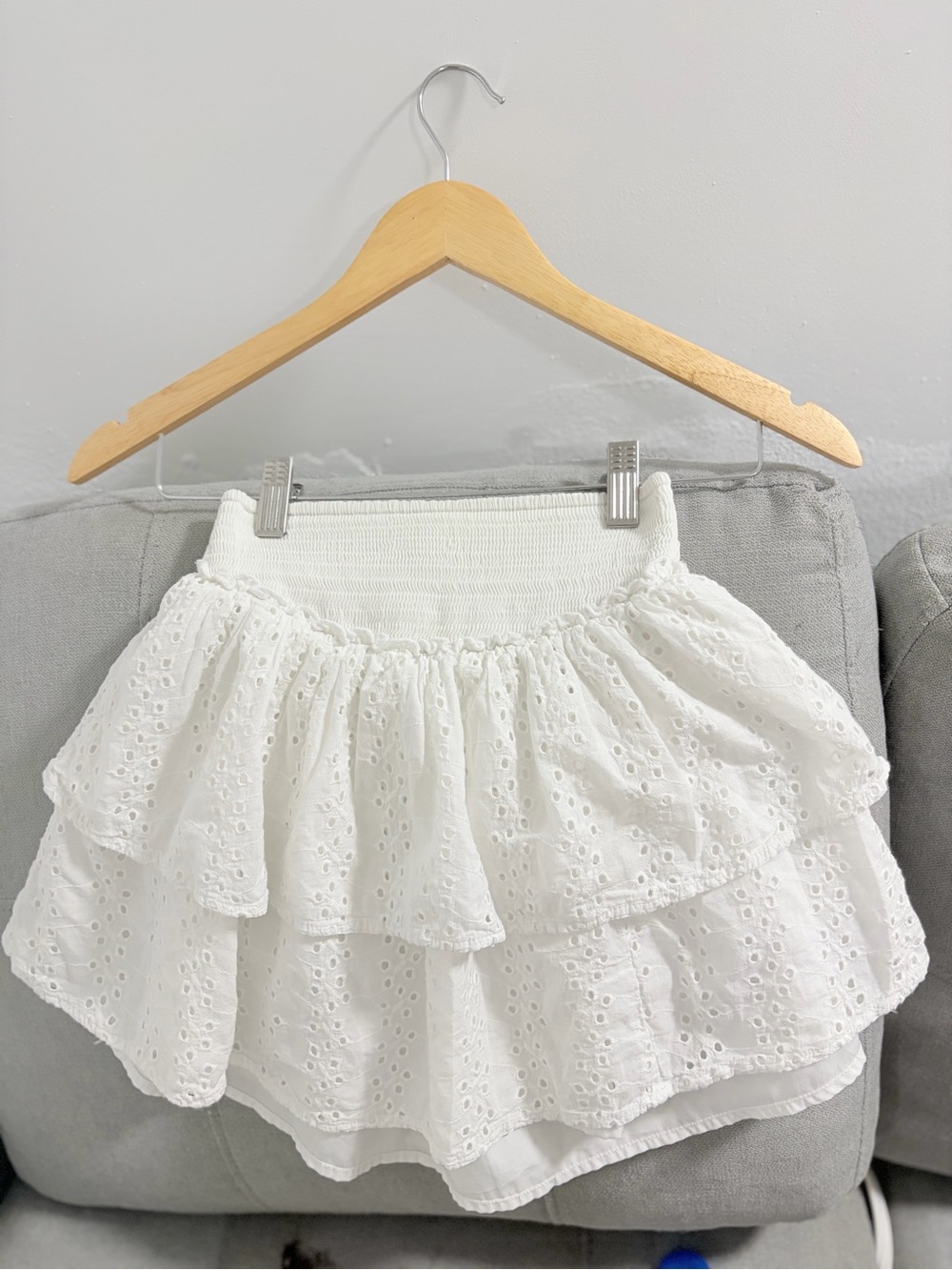 Hollister Co. White Eyelet Ruffle Mini Skirt XS